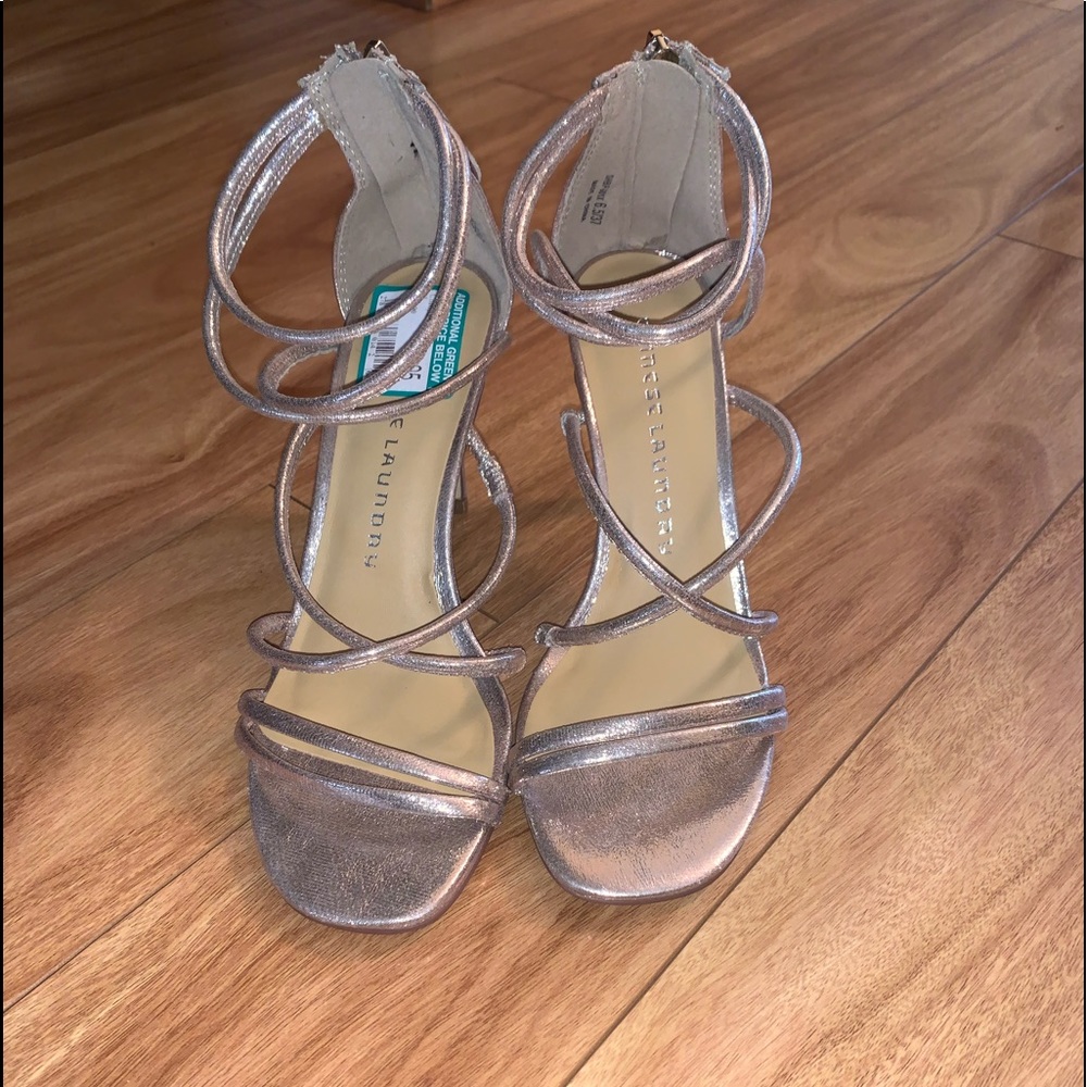 *never worn out CHINESE LAUNDRY ROSEGOLD HEEL👠